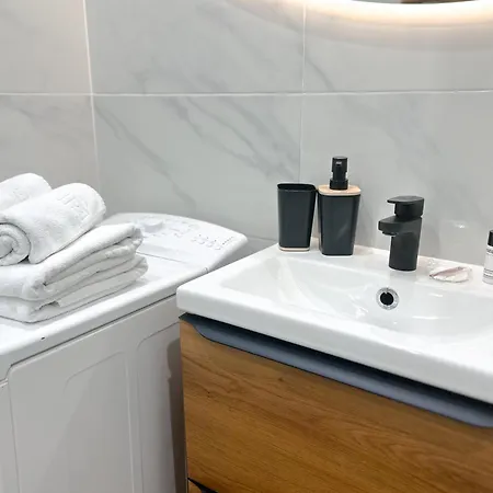 Appartement Autrichiens - De Gamme Lumineux Jardin Parking