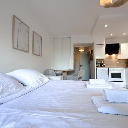 Autrichiens - De Gamme Lumineux Jardin Parking Апартаменты