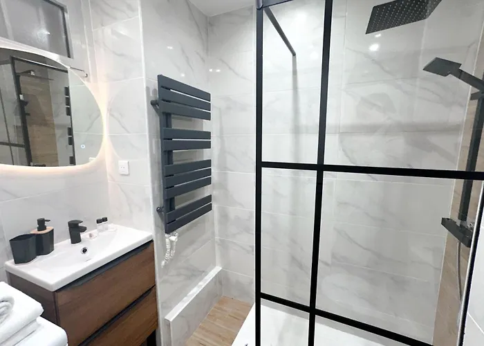 Autrichiens - De Gamme Lumineux Jardin Parking 公寓 昂蒂布